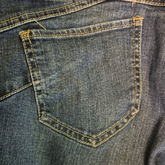SoHo Med Wash Denim Jeans Curvy Creator Skinny.Double Button Zip .(#1647) - Picture 11 of 16